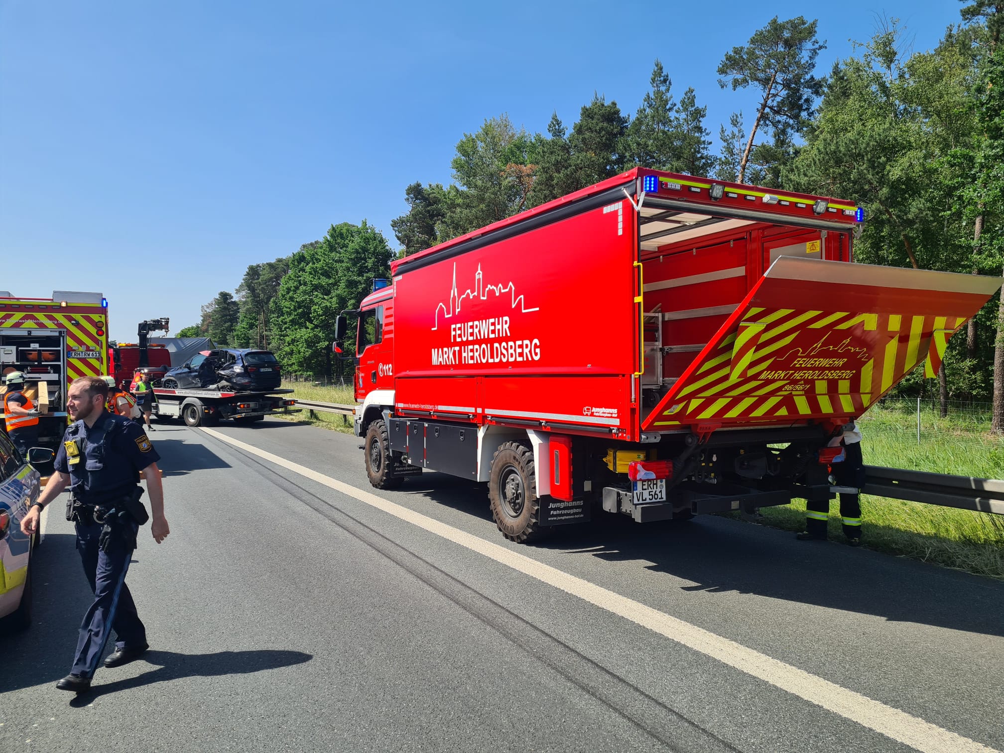 25-06-13 18-42-30 8713.jpg